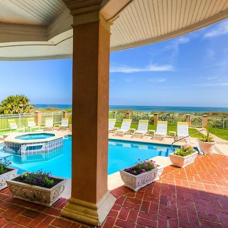 Oceanfront Home Pool Hot Tub Kitchen Washer Dryer Downtown